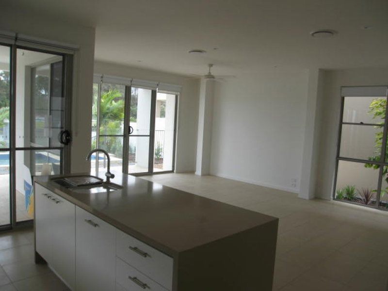 Coomera Waters QLD 4209