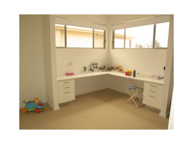 Coomera Waters QLD 4209