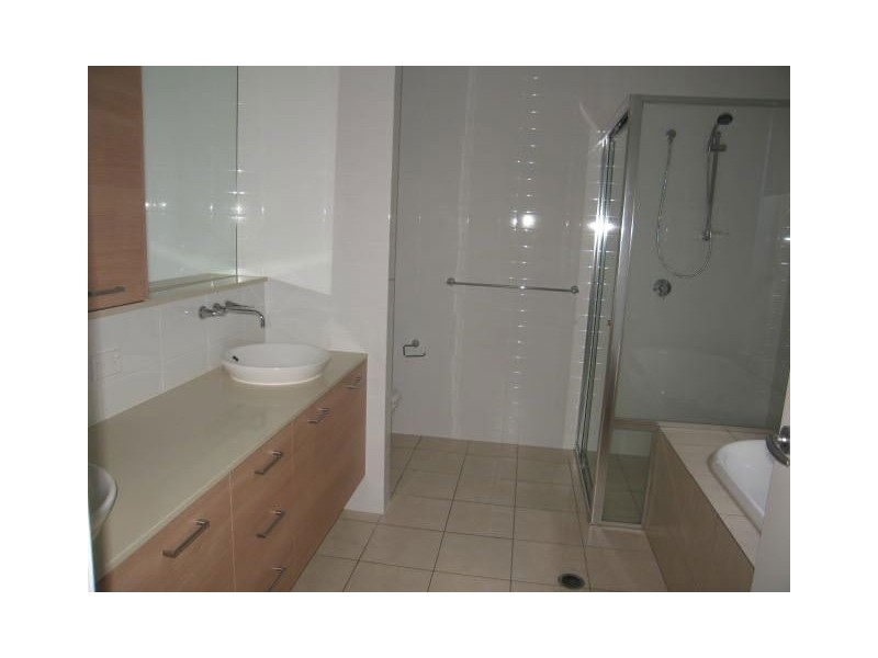 Hope Island QLD 4212