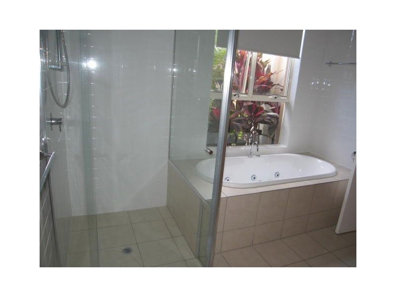 Hope Island QLD 4212