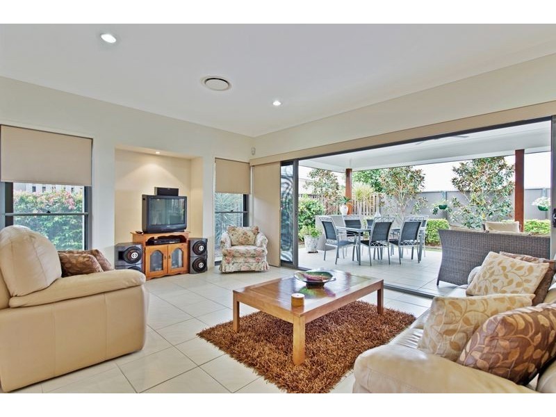 4 Pamphlet Lane, Coomera QLD 4209