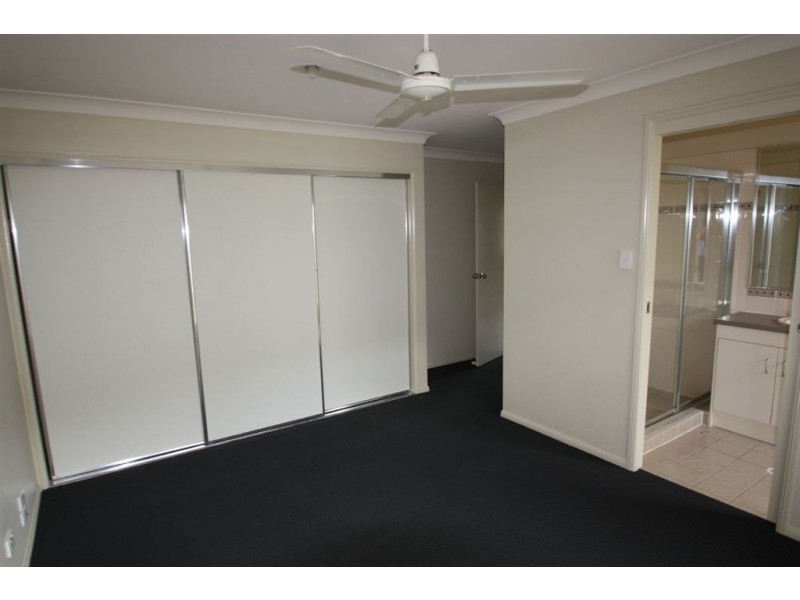 2/36 Freestone Drive, Upper Coomera QLD 4209