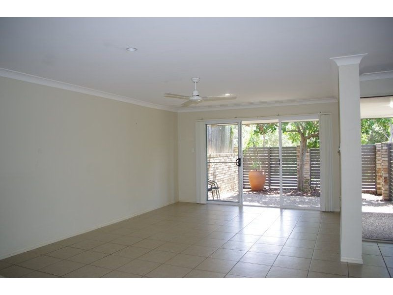 2/36 Freestone Drive, Upper Coomera QLD 4209