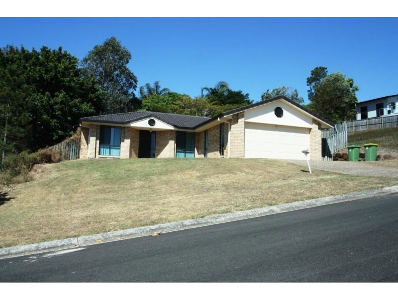 24 Laysan Cr, Oxenford QLD 4210