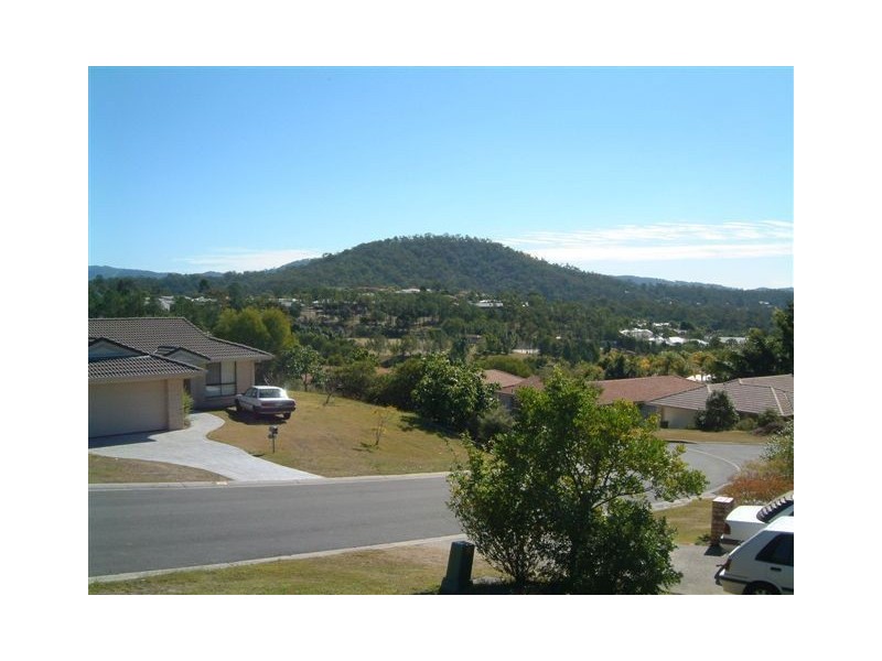 24 Laysan Cr, Oxenford QLD 4210