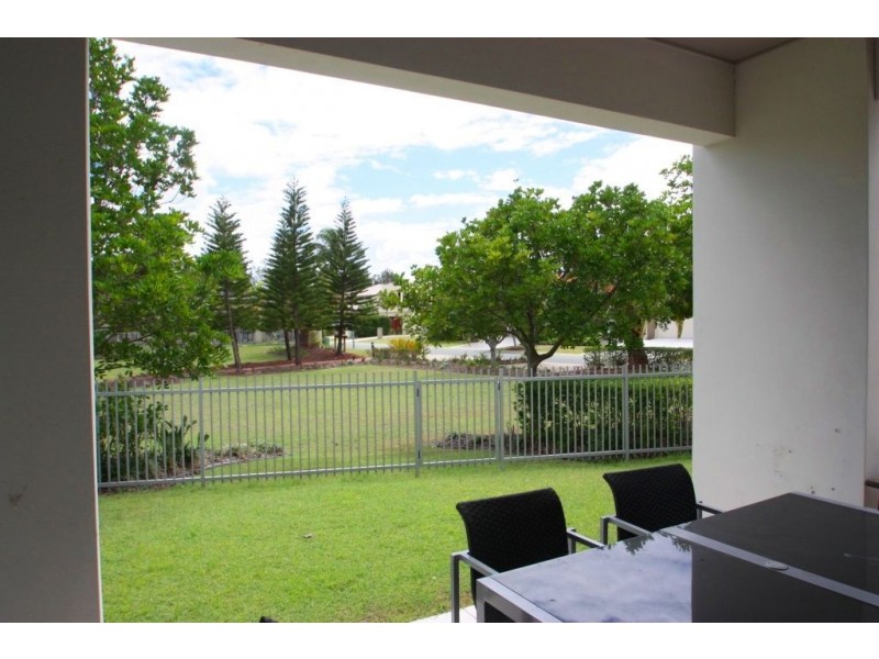 Hope Island QLD 4212