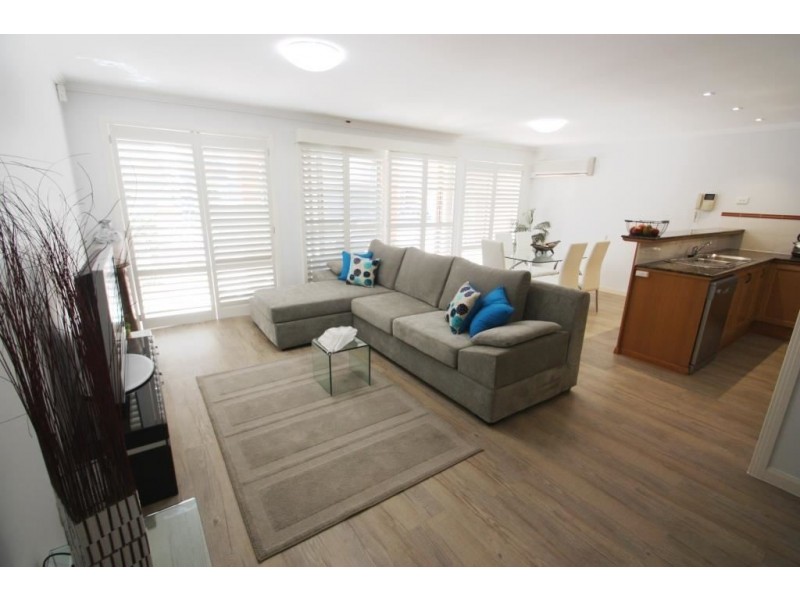 39/39 John Lund Dr, Hope Island QLD 4212