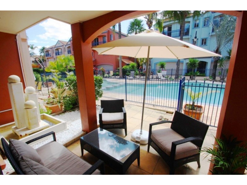 39/39 John Lund Dr, Hope Island QLD 4212