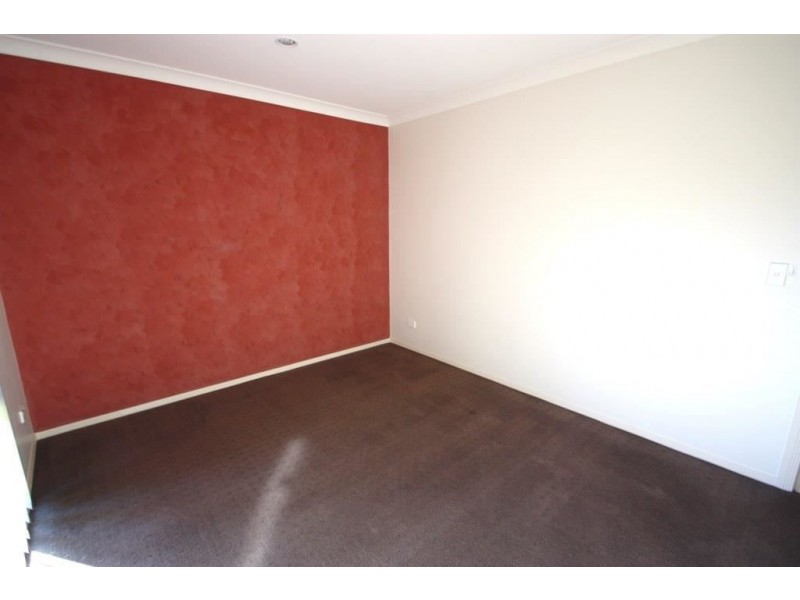 10 Cessna St, Upper Coomera QLD 4209