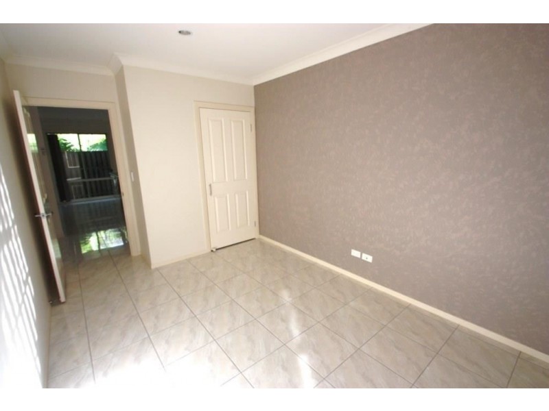 10 Cessna St, Upper Coomera QLD 4209