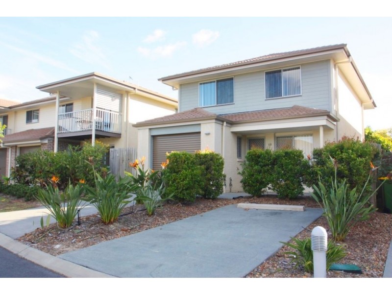 Pacific Pines QLD 4211