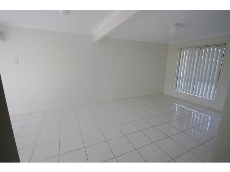 Pacific Pines QLD 4211