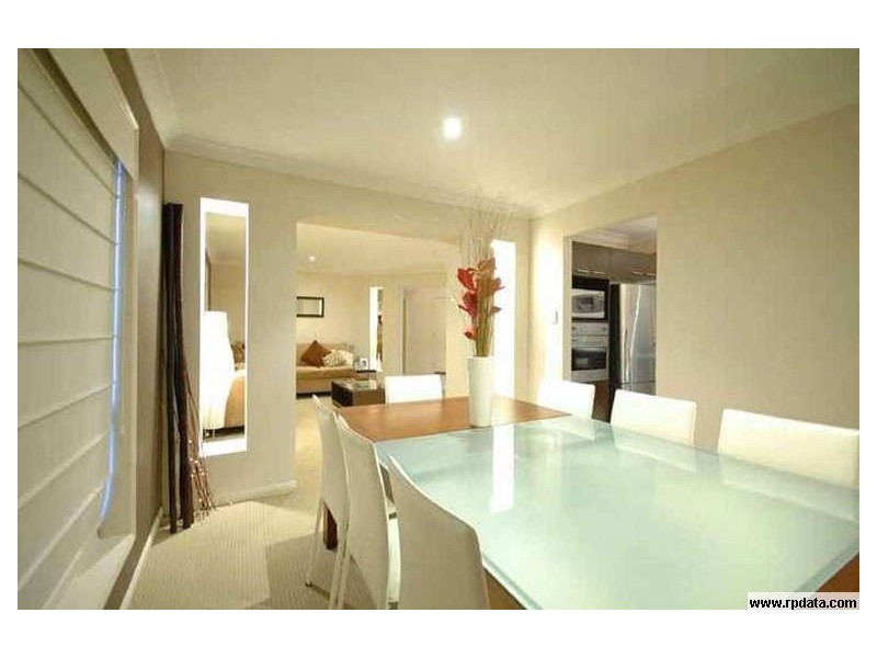 Coomera Waters QLD 4209