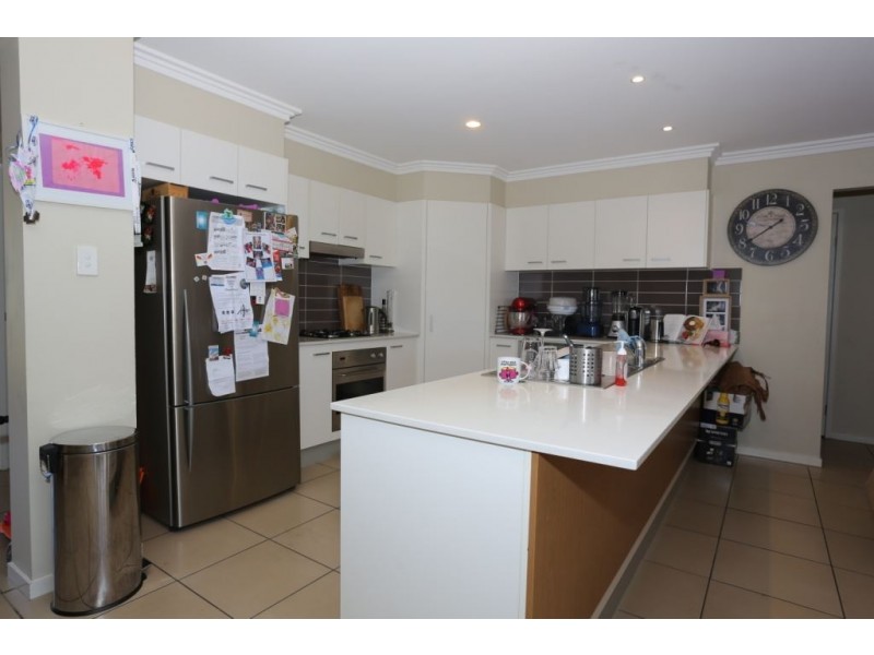 Coomera Waters QLD 4209