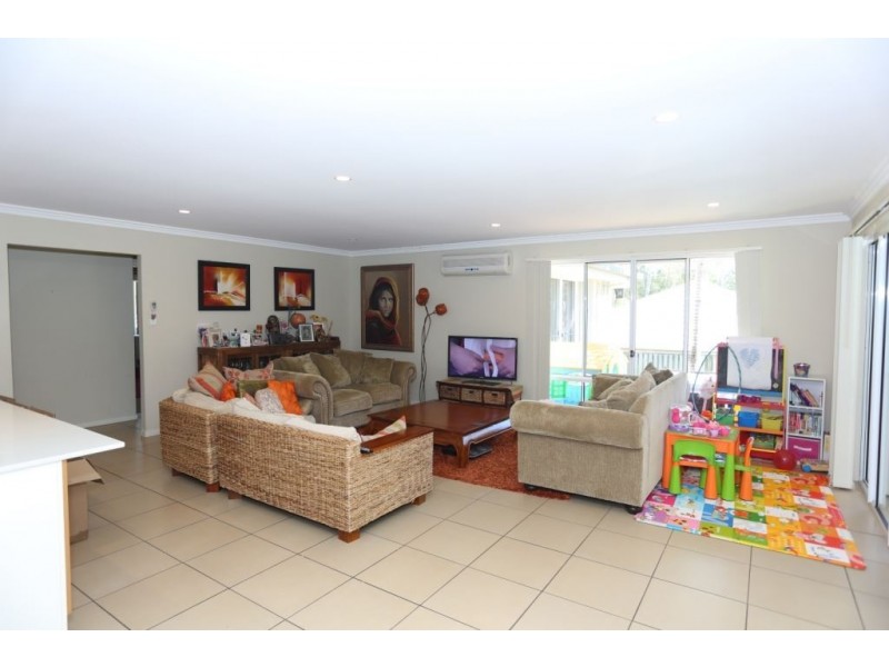 Coomera Waters QLD 4209