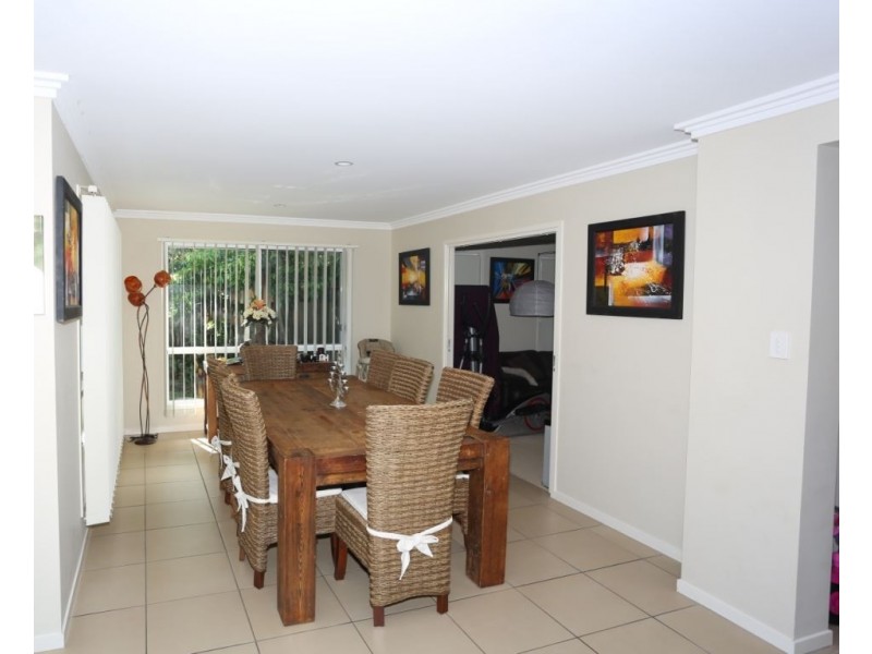 Coomera Waters QLD 4209