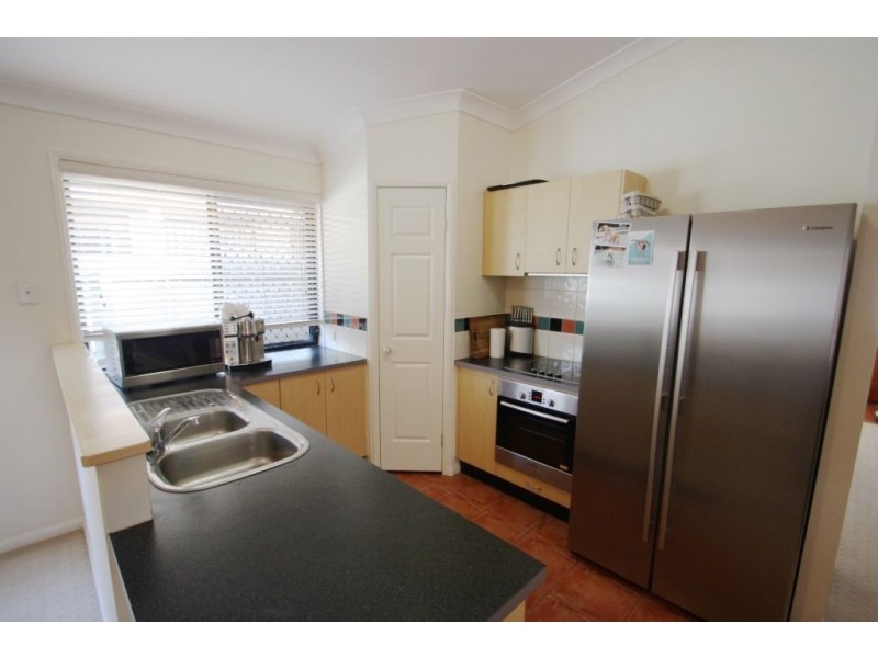 54 Serafina Drive, Helensvale QLD 4212