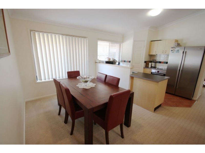 54 Serafina Drive, Helensvale QLD 4212