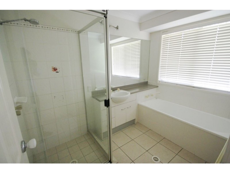 6 Kialoa Lane, Coomera Waters QLD 4209