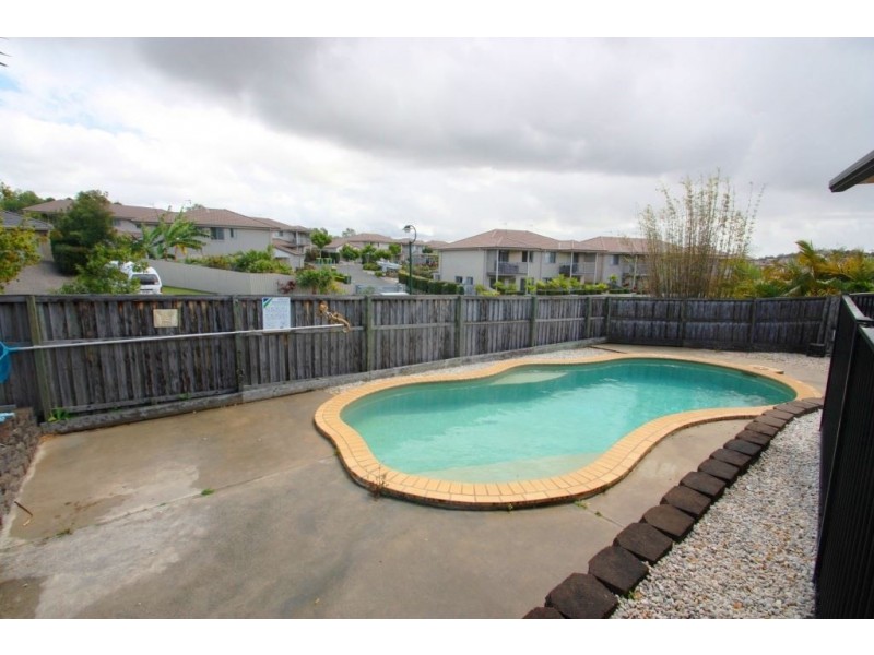 Pacific Pines QLD 4211