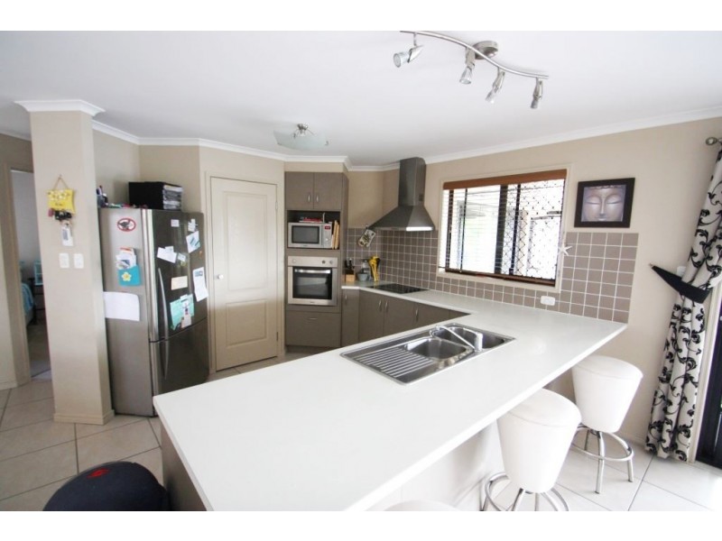 Pacific Pines QLD 4211