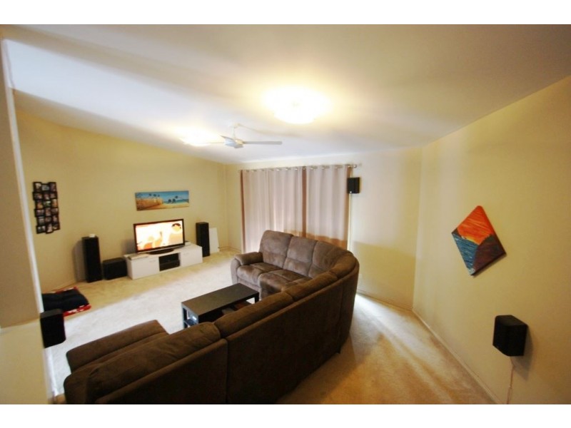Pacific Pines QLD 4211