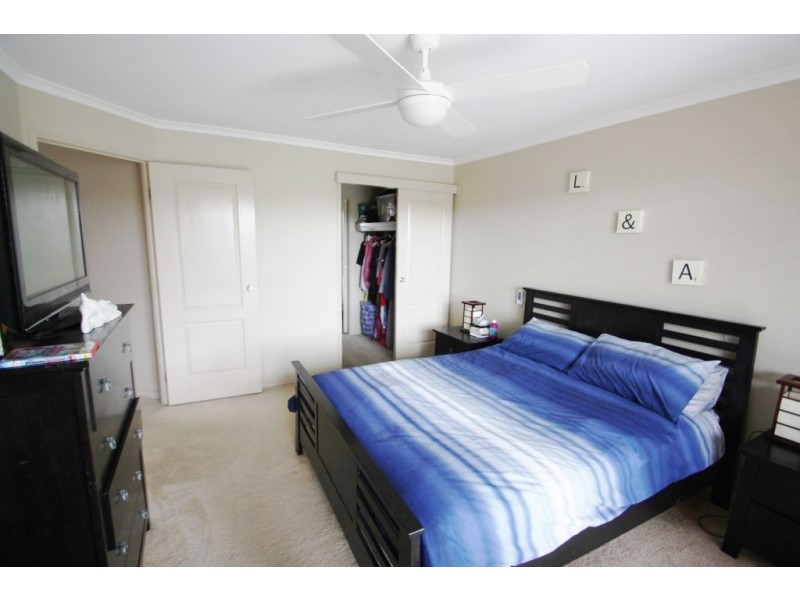 Pacific Pines QLD 4211