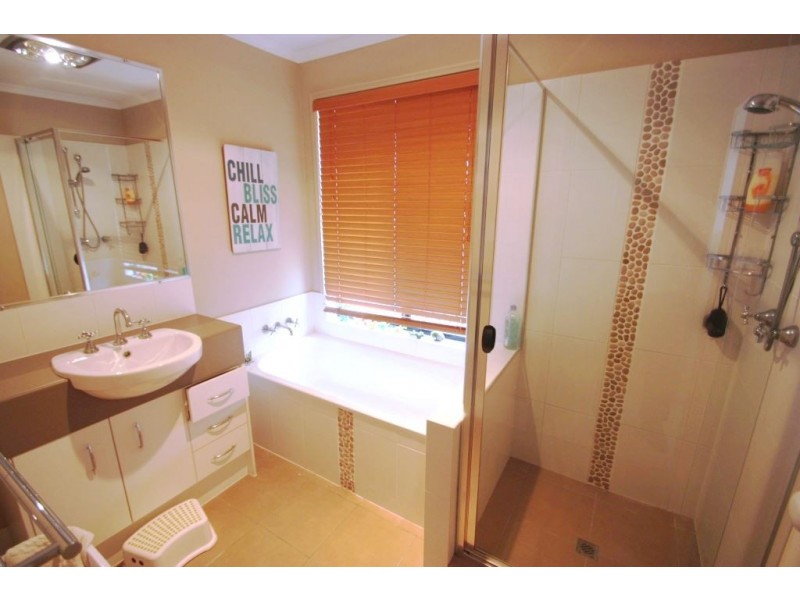 Pacific Pines QLD 4211