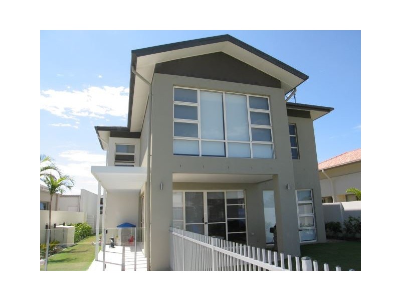 Hope Island QLD 4212