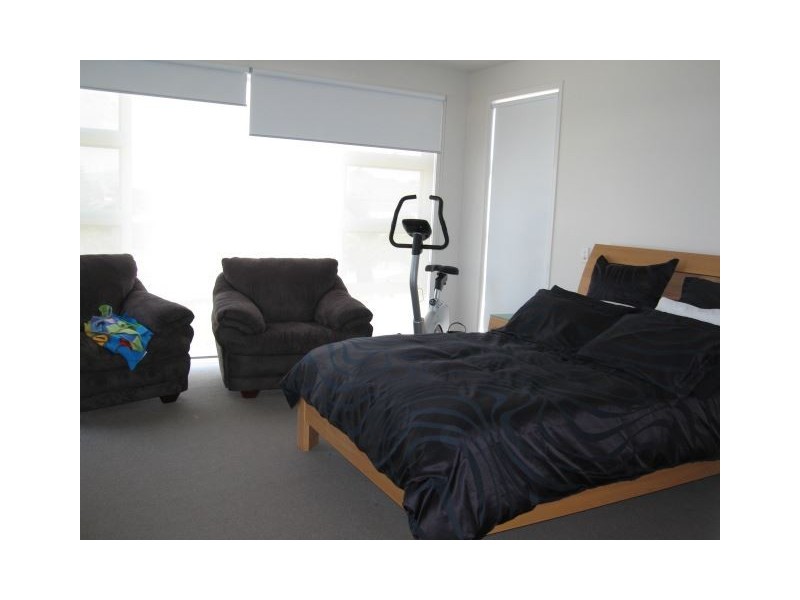 Hope Island QLD 4212