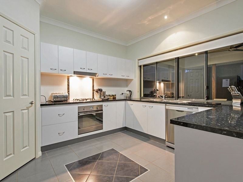 Coomera Waters QLD 4209