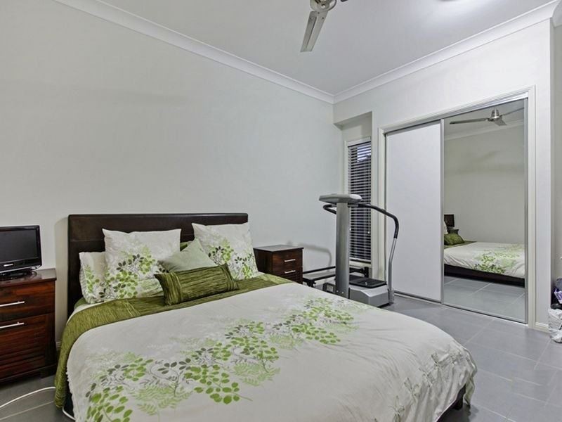 Coomera Waters QLD 4209