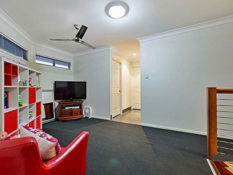 Coomera Waters QLD 4209