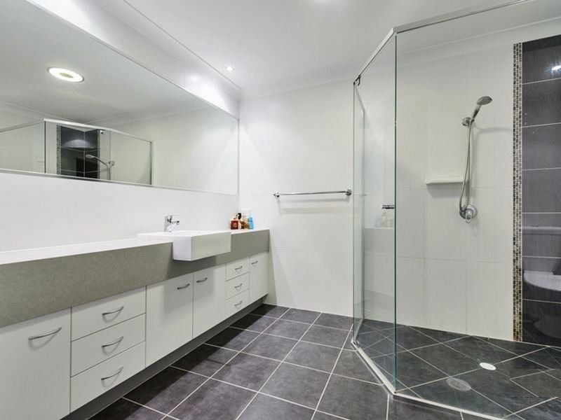 Coomera Waters QLD 4209
