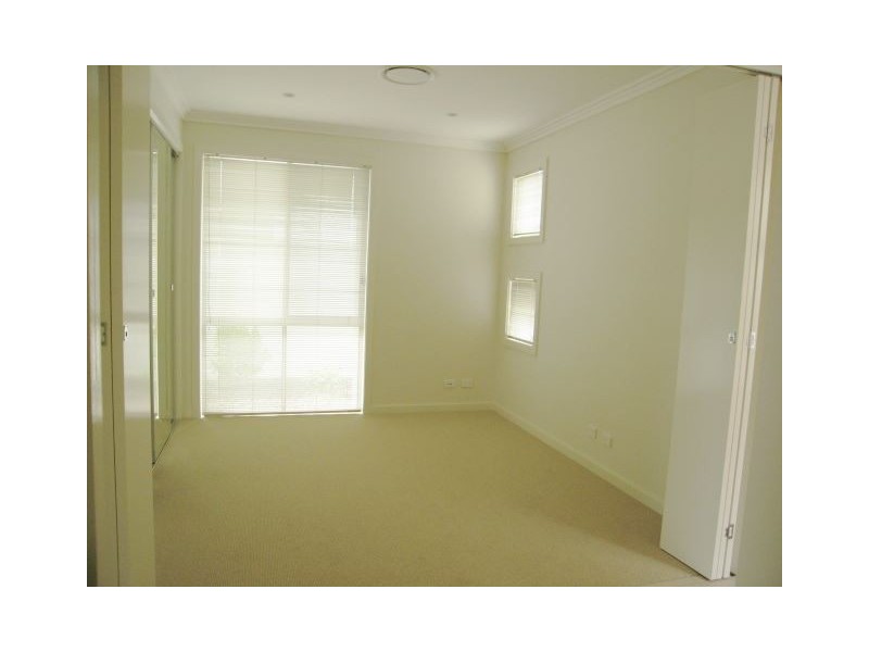 Hope Island QLD 4212