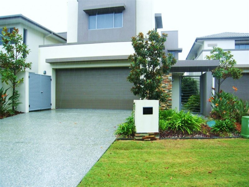 Hope Island QLD 4212