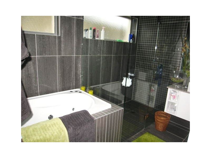 Hope Island QLD 4212