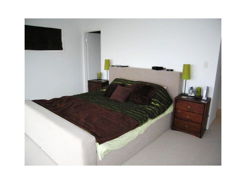 Hope Island QLD 4212