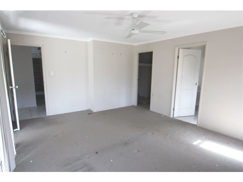 Pacific Pines QLD 4211