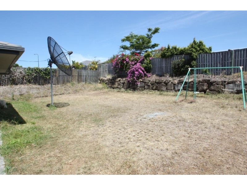 Pacific Pines QLD 4211