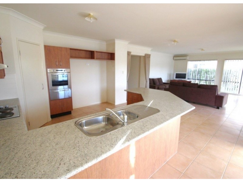 49 Brittany Drive, Oxenford QLD 4210