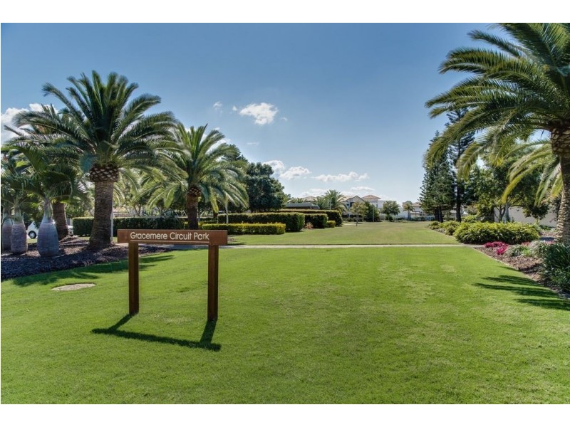 2814 Gracemere Circuit, Hope Island QLD 4212