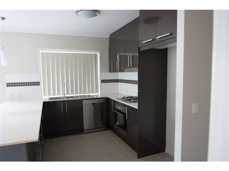 50 Deepak Drive, Pimpama QLD 4209