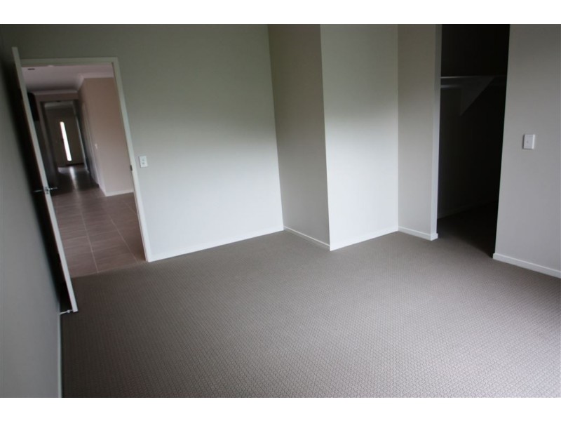 50 Deepak Drive, Pimpama QLD 4209