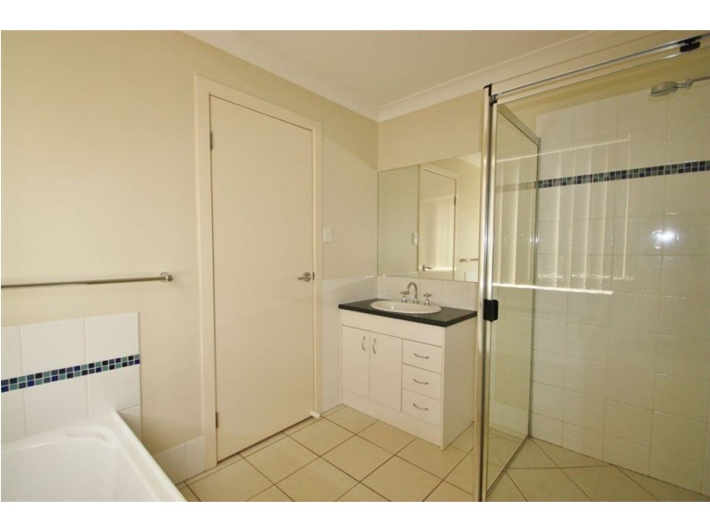 15 Nandroya Dve, Upper Coomera QLD 4209