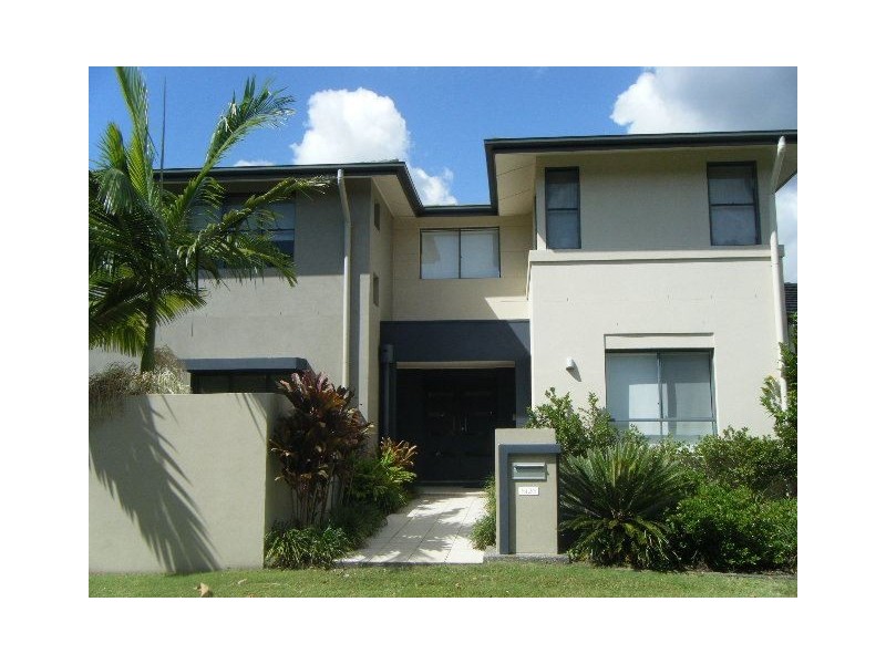 Hope Island QLD 4212
