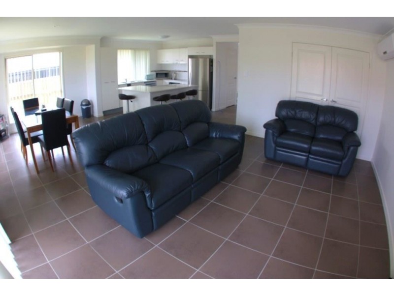 27 Andromeda Dve, Coomera QLD 4209