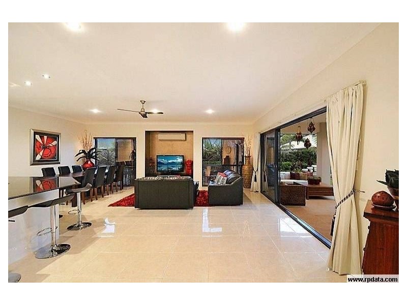 10 Kingtide Lane, Coomera Waters QLD 4209