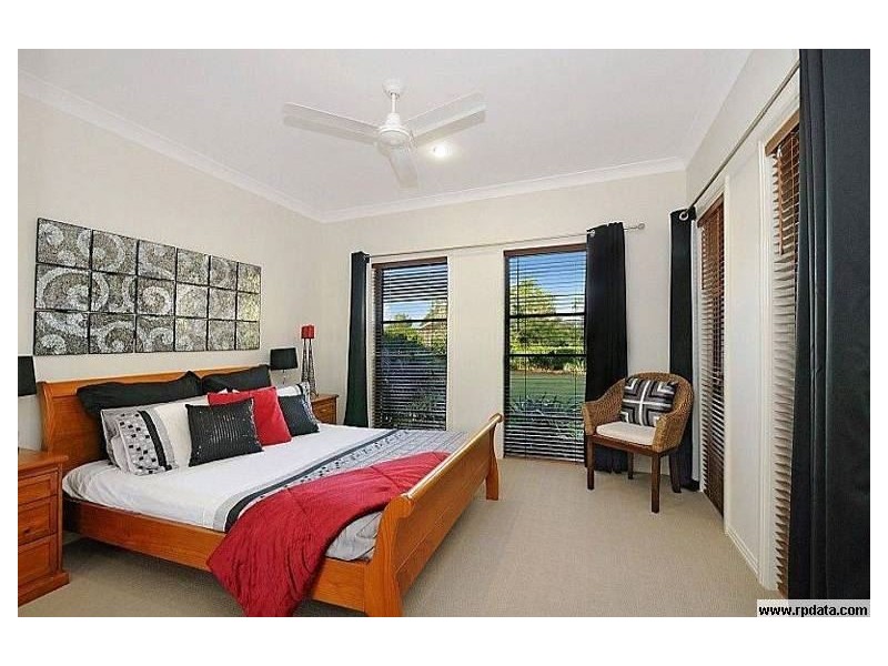 10 Kingtide Lane, Coomera Waters QLD 4209