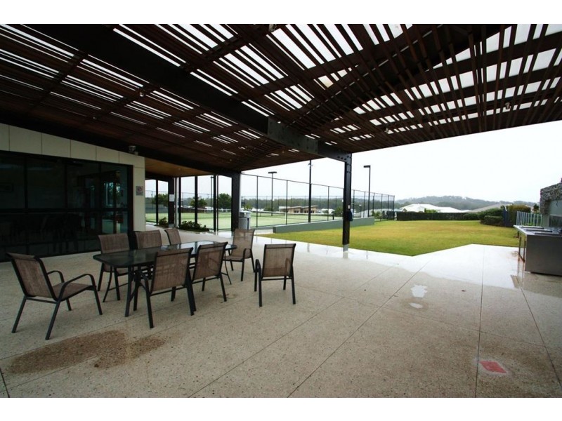 10 Kingtide Lane, Coomera Waters QLD 4209